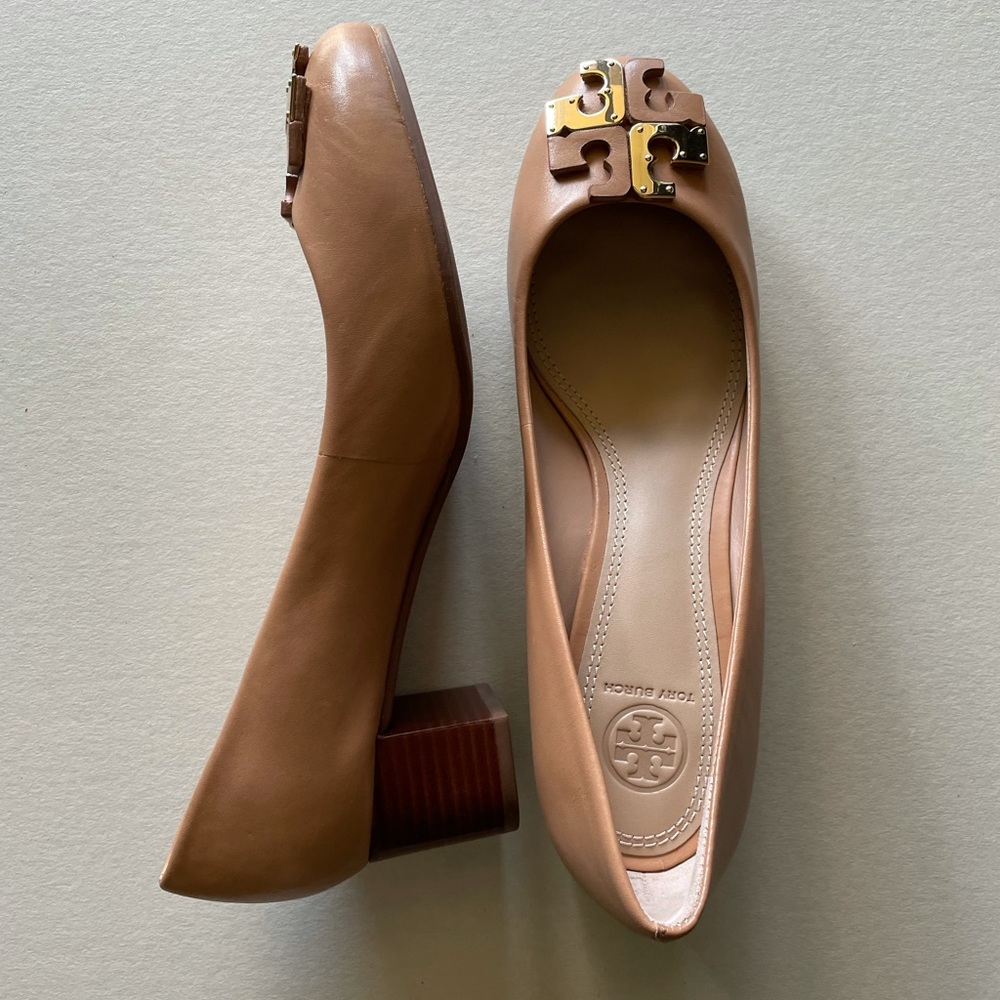 Tory burch shoes. Pretty and classic